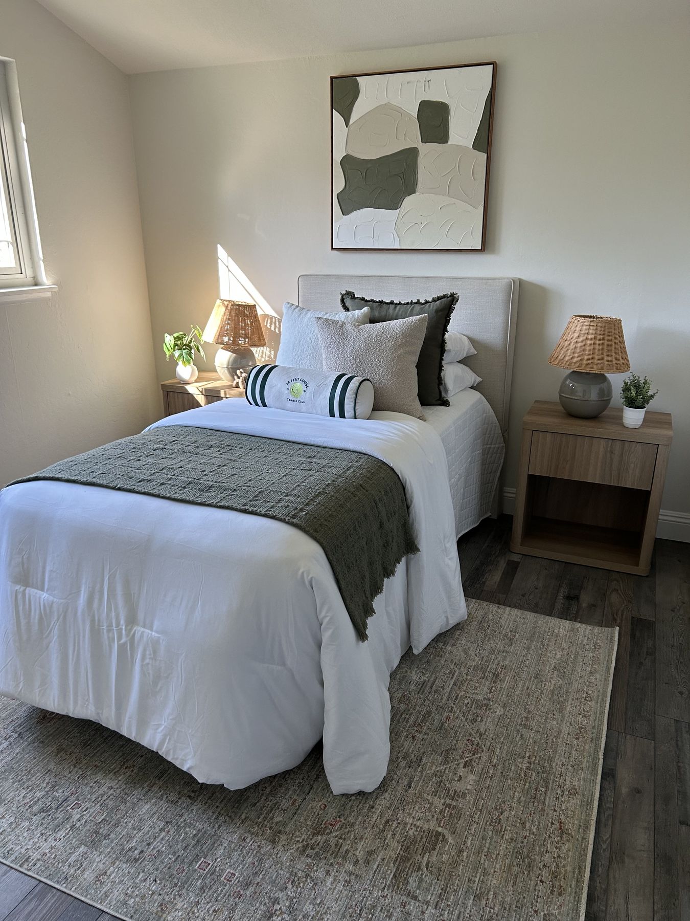 Kids' room staged by Feather & Pine, Kingston, Walnut Creek